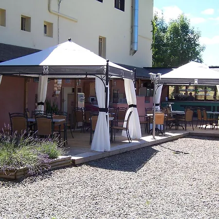 Hotel La Tour Du Loup 3*