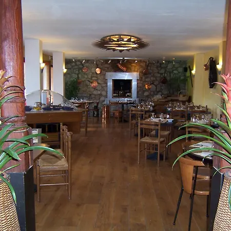 La Tour Du Loup Hotel 3*