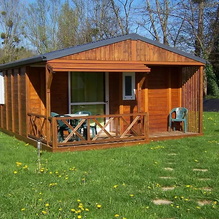 Hotel La Tour Du Loup 3*