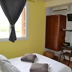 La Tour Du Loup Otel