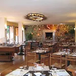Hotell La Tour Du Loup